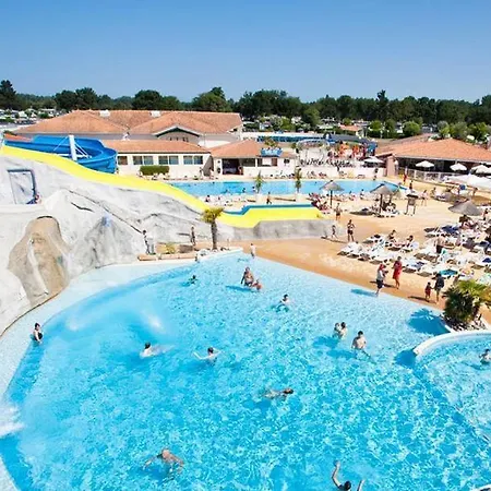 Mobil - 6 Pers - Les Charmettes **** مكان تخييم