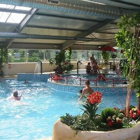 Mobil - 6 Pers - Les Charmettes **** لو ماثيز